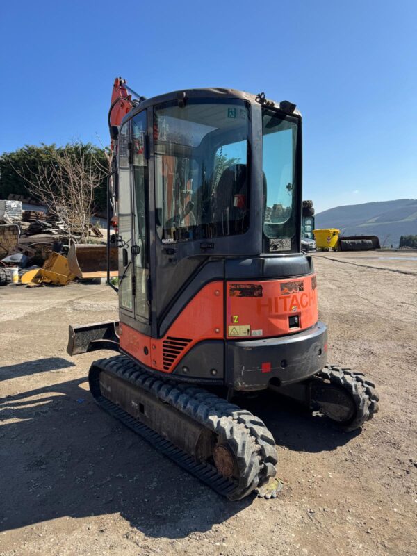 HITACHI ZAXIS 33U - immagine 6